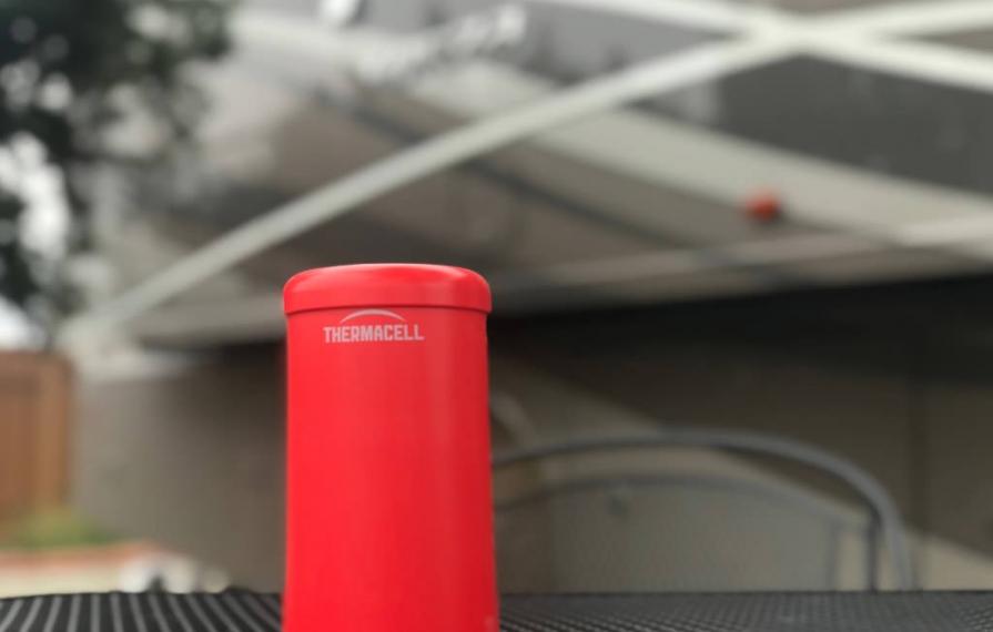 Detail view Thermacell patio shield to protect campers from summer pests