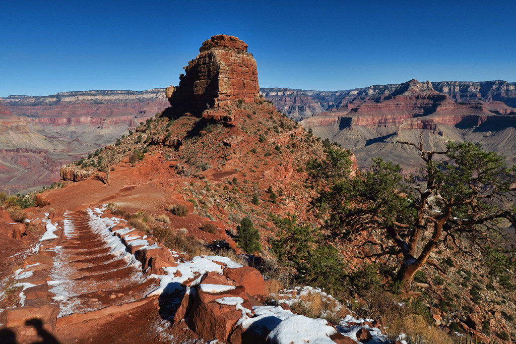 Lookout across the canyon with stairs leading along path down into the canyon.