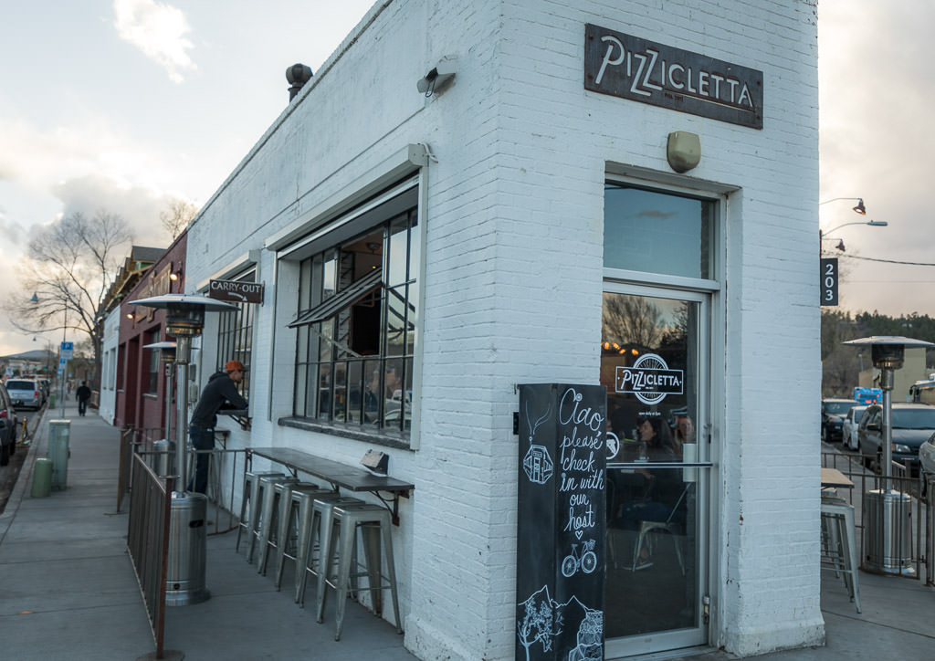 Outside of Pizzicletta restaurant