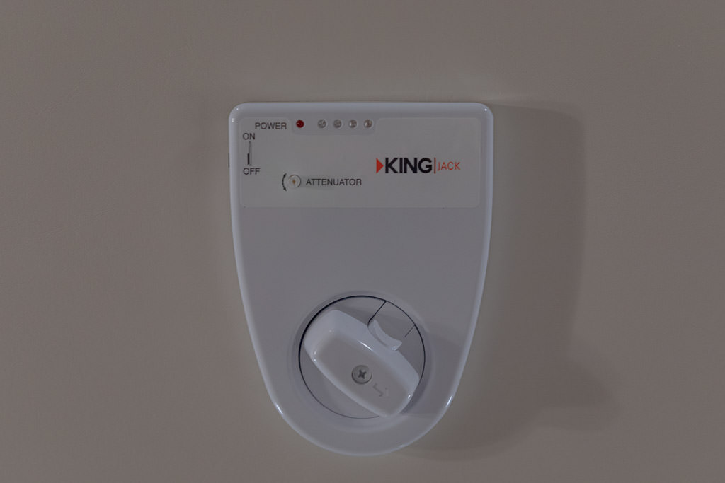 Travel HDTV King Jack antenna