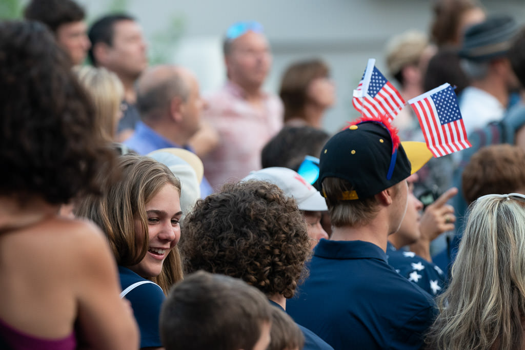 Crowd watching the event.